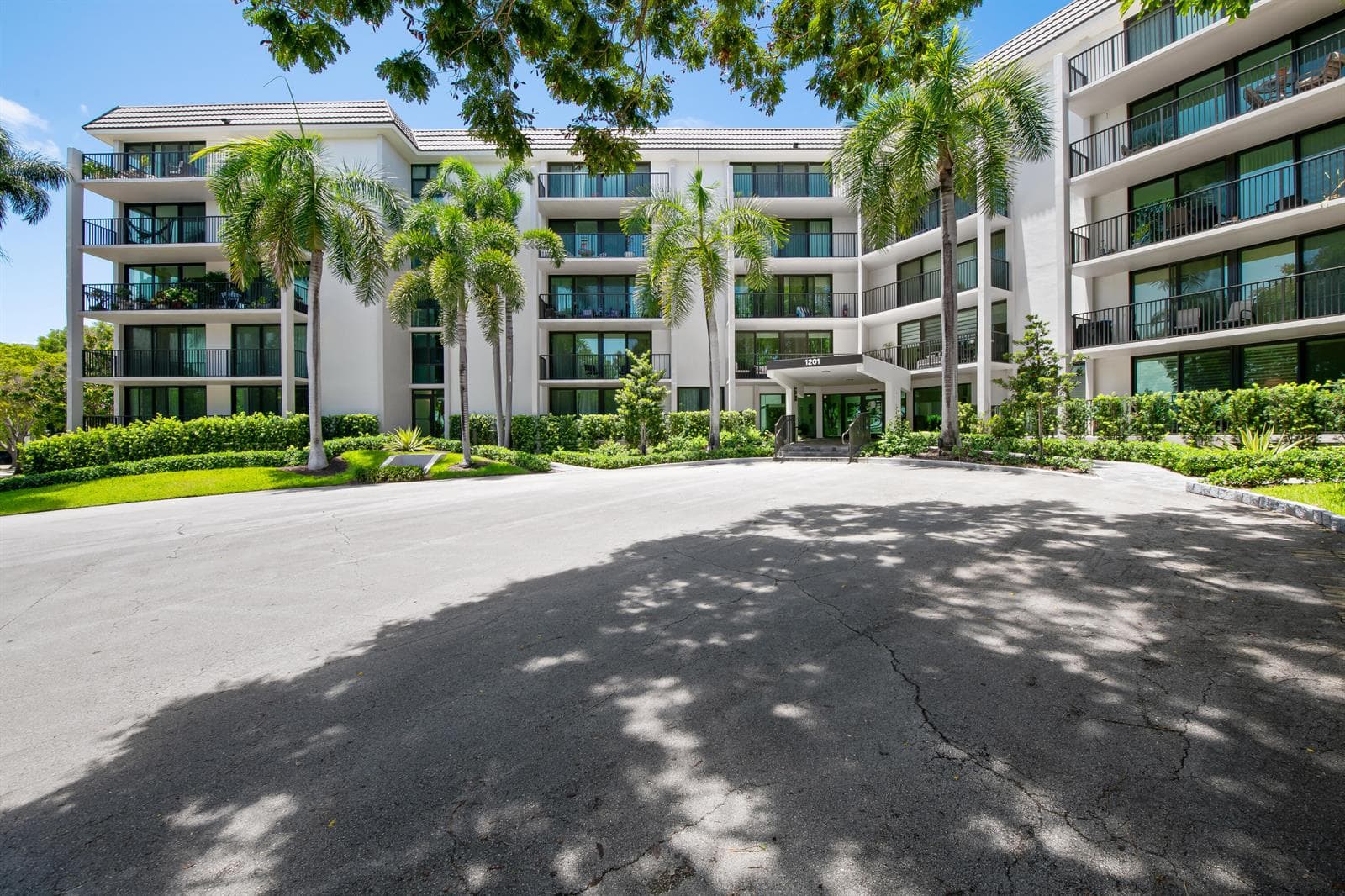 1201 RIVER REACH Drive # 202, Fort Lauderdale FL 33315 photo 2