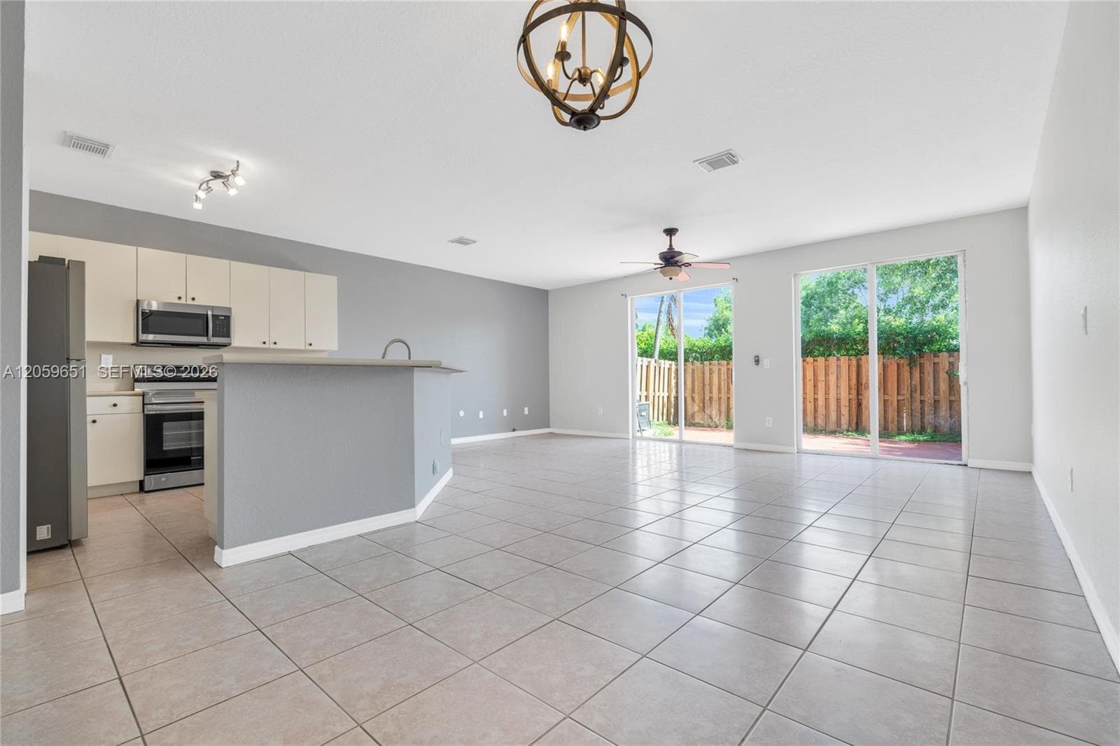 16673 SW 78 Terrace, Miami FL 33193 photo 2