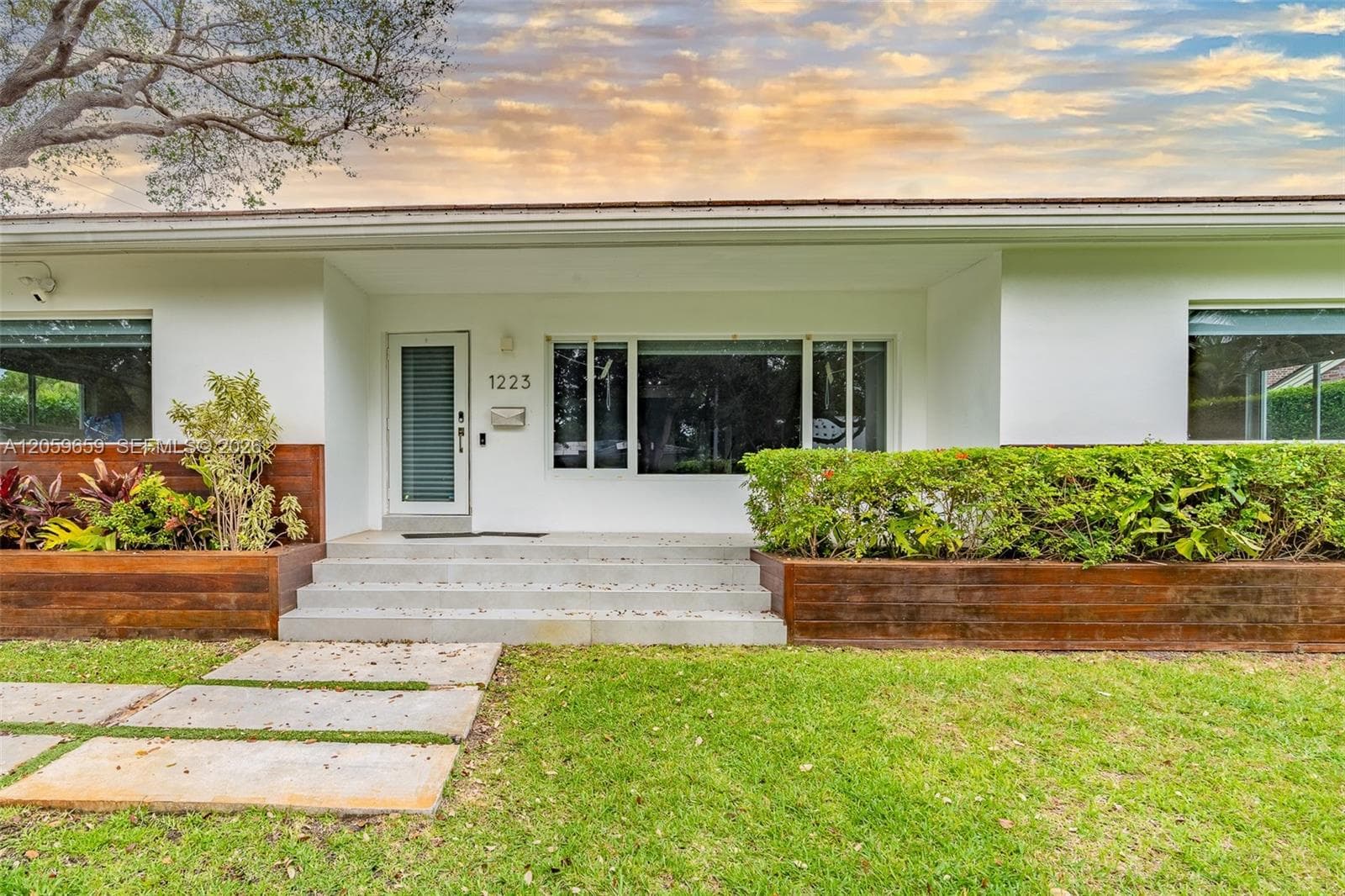 1223 NE 102nd St, Miami Shores FL 33138 photo 4