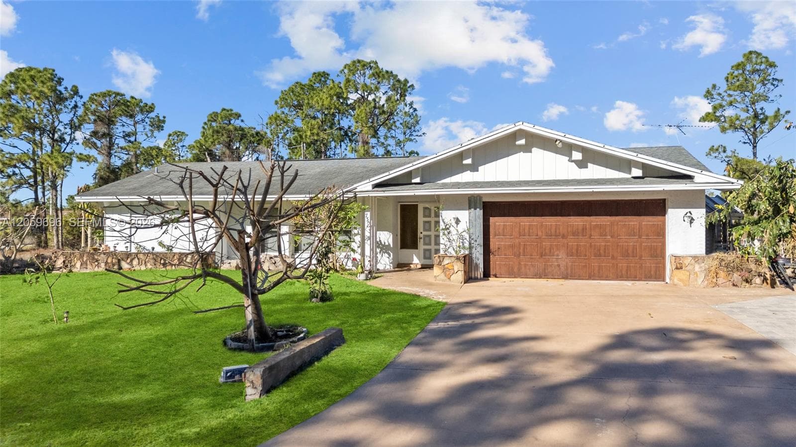 730 Bering Ave S, Lehigh Acres FL 33974 photo 2