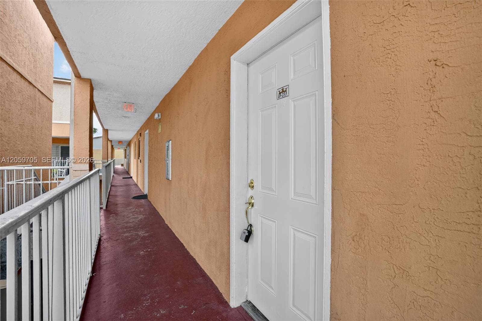 6225 KENDALE LAKES CIR # 253, Miami FL 33183 photo 3