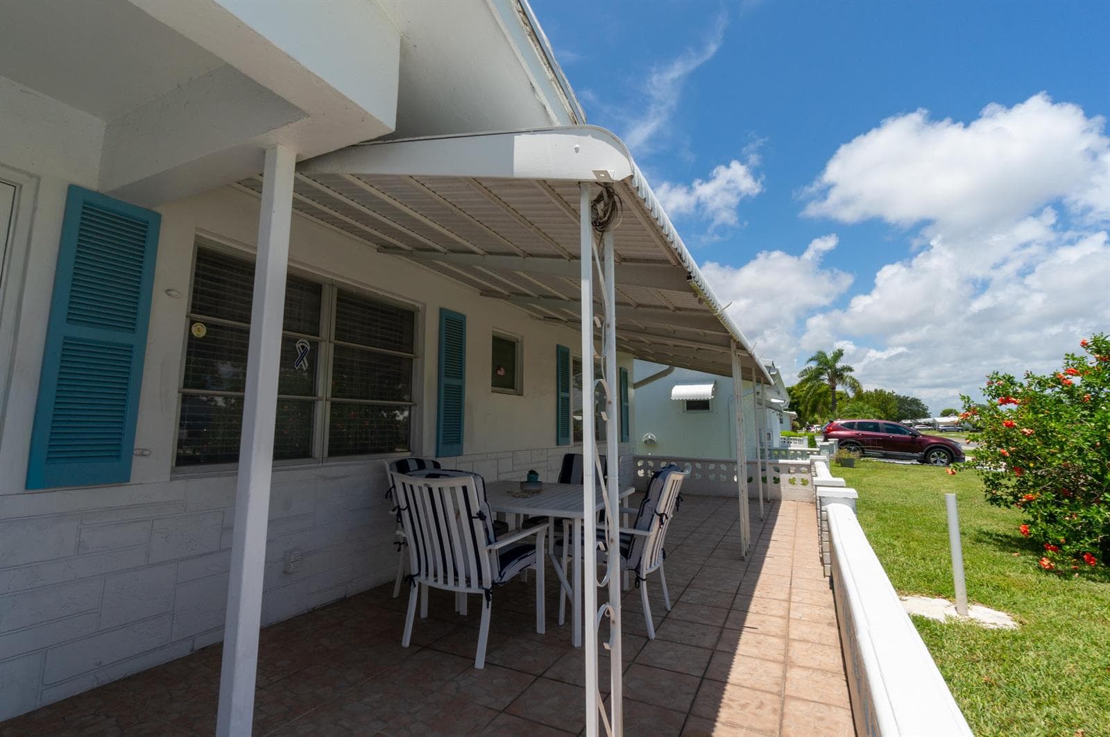 715 SW 18TH Street, Boynton Beach FL 33426 photo 2