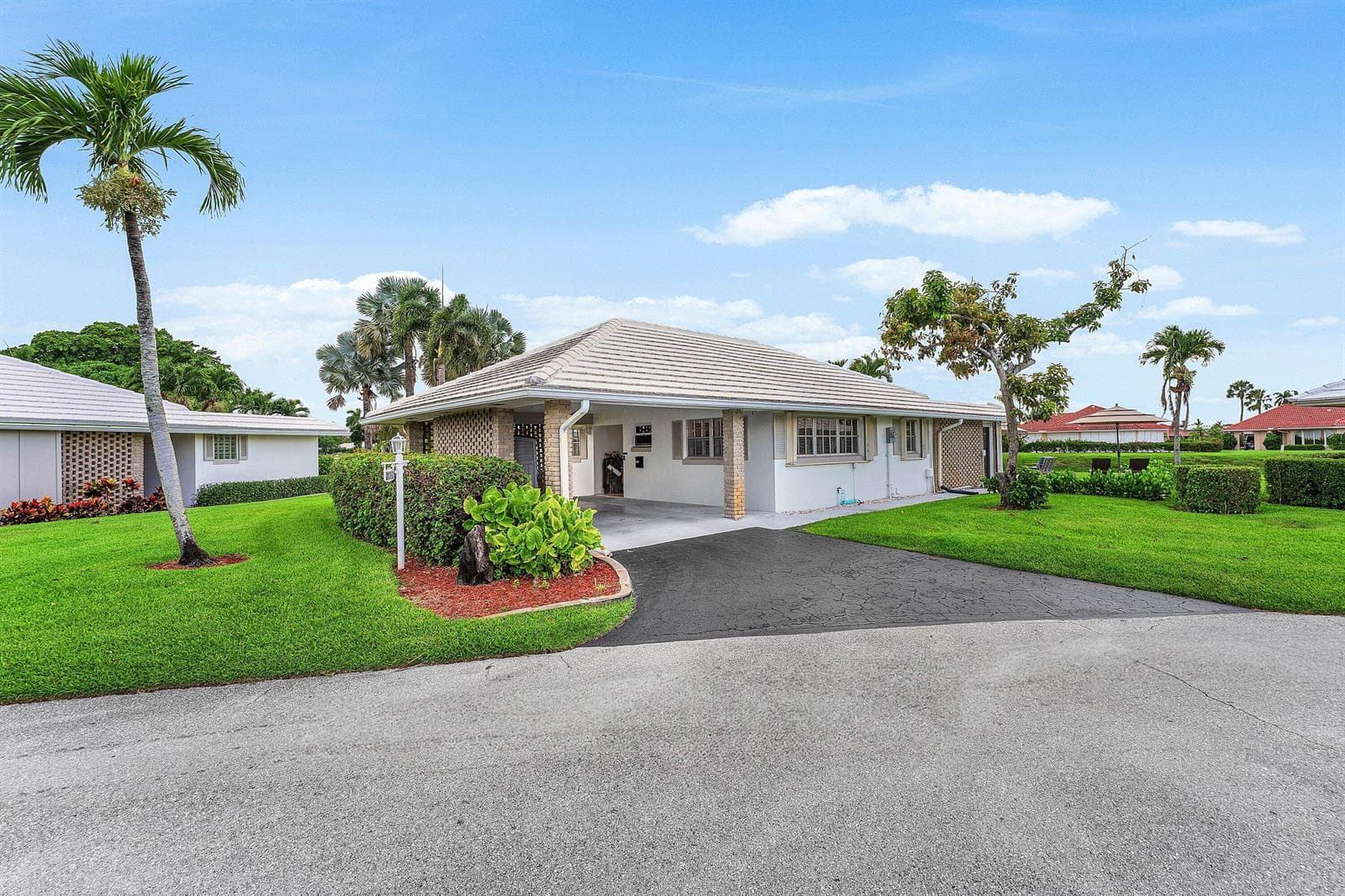 362 Yorktowne Circle, Atlantis FL 33462 photo 3