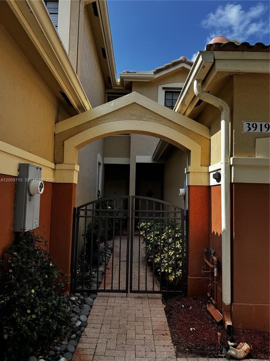 3919 TREE TOP # 3919, Weston, FL 33332-2148 photo 3