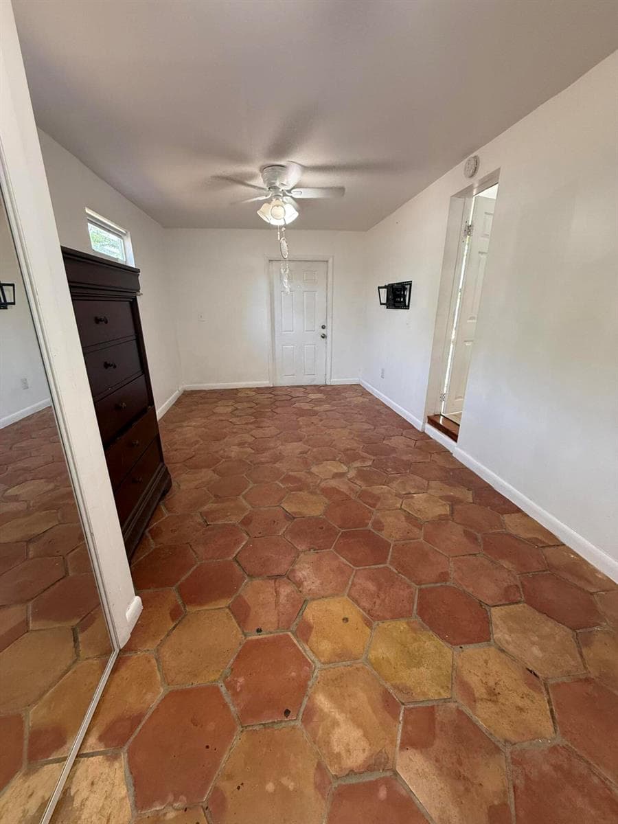 51 SW 13TH Street, Dania Beach FL 33004 photo 3
