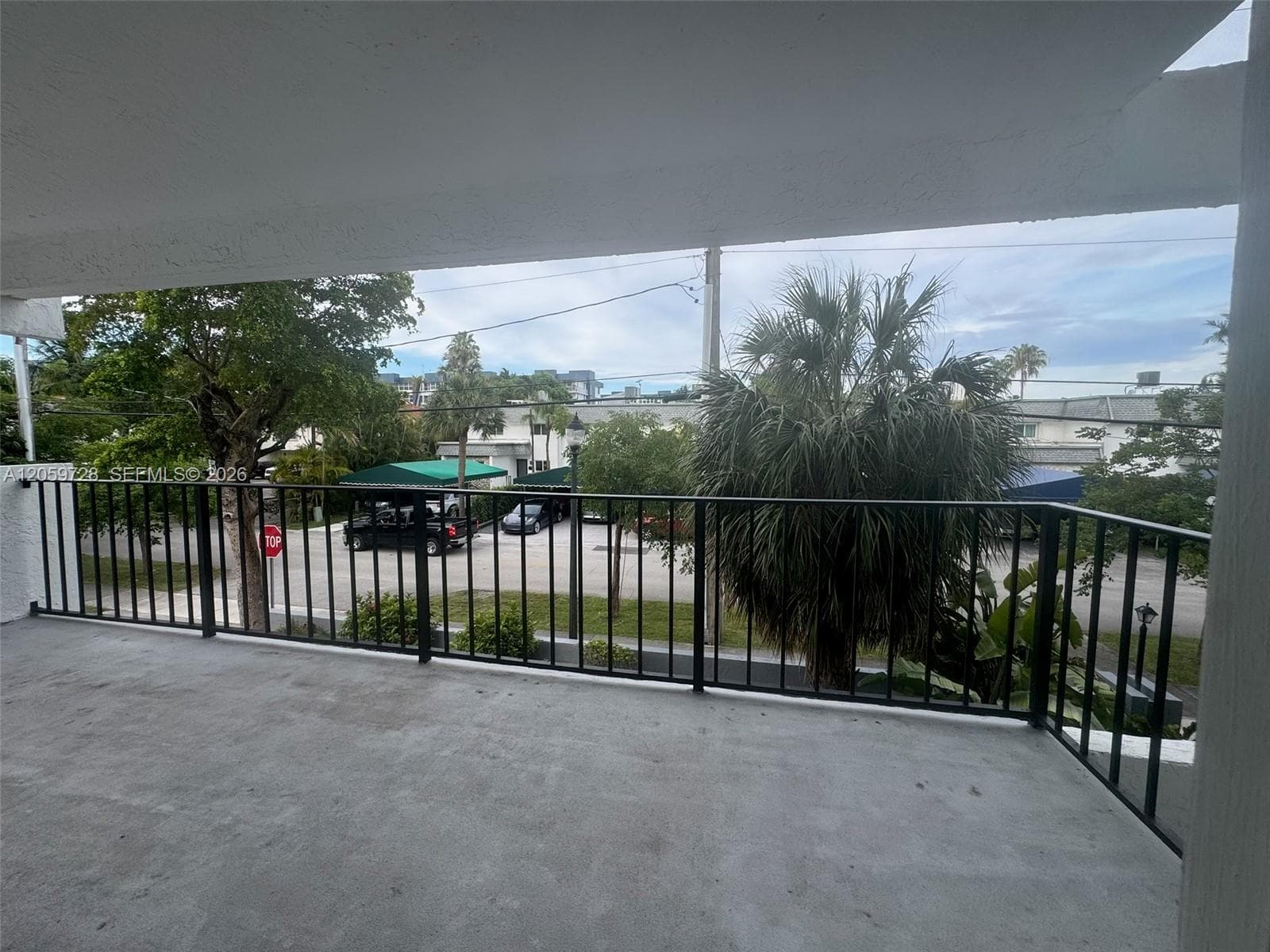 16508 NE 26th Ave # 201, North Miami Beach FL 33160 photo 4