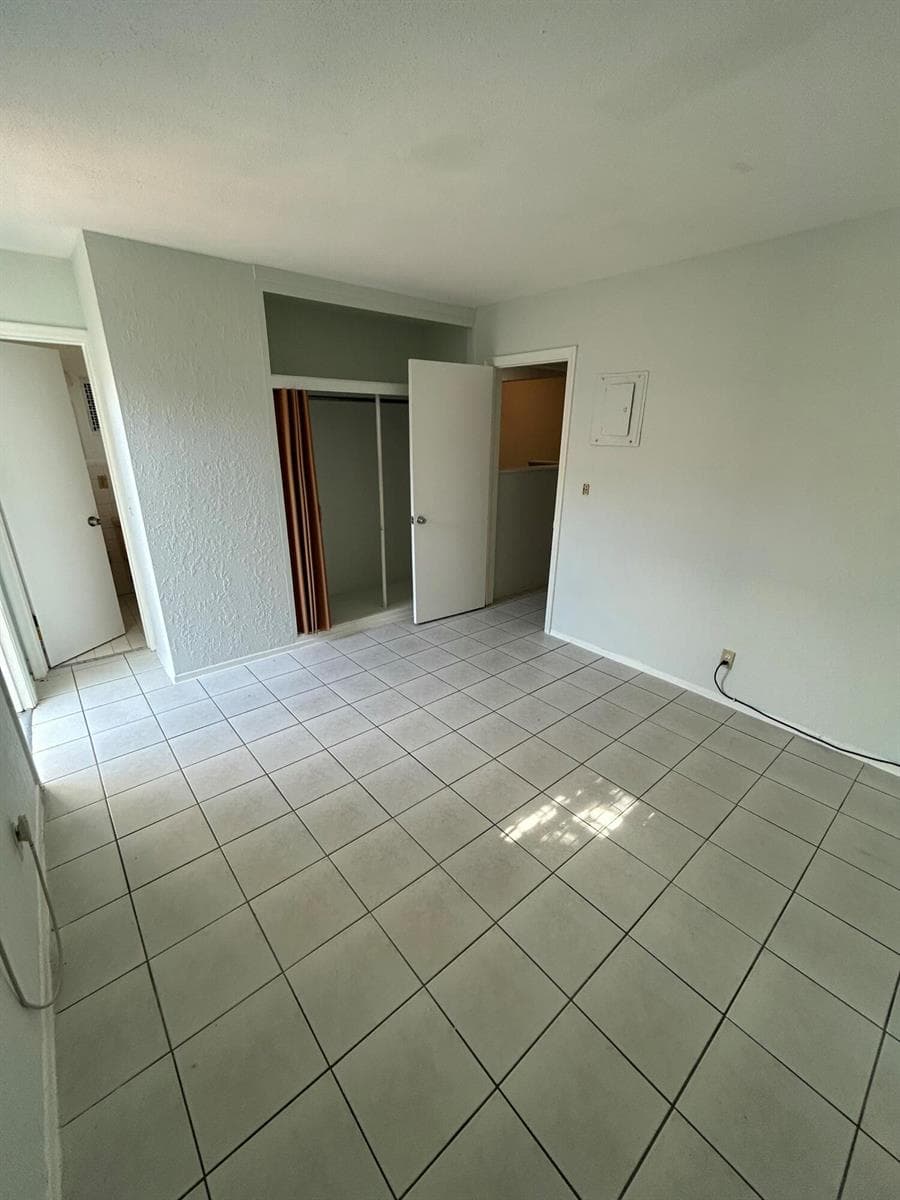 5881 NE 18th Avenue # 2, Fort Lauderdale FL 33334 photo 3