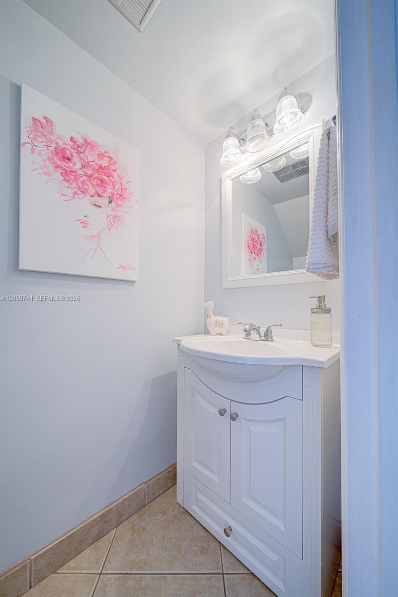 5555 Ludlam Rd # 106, South Miami FL 33155 photo 4