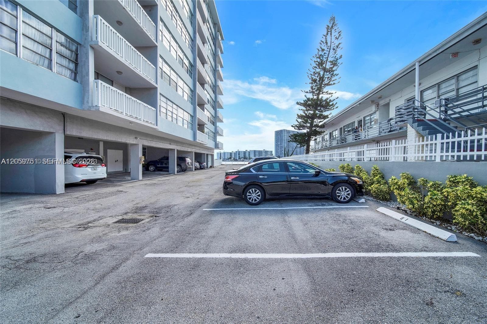 2016 Bay Dr # 304, Miami Beach FL 33141 photo 2
