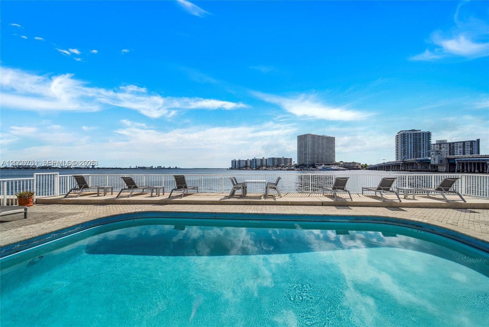 2016 Bay Dr # 304, Miami Beach FL 33141 photo 4