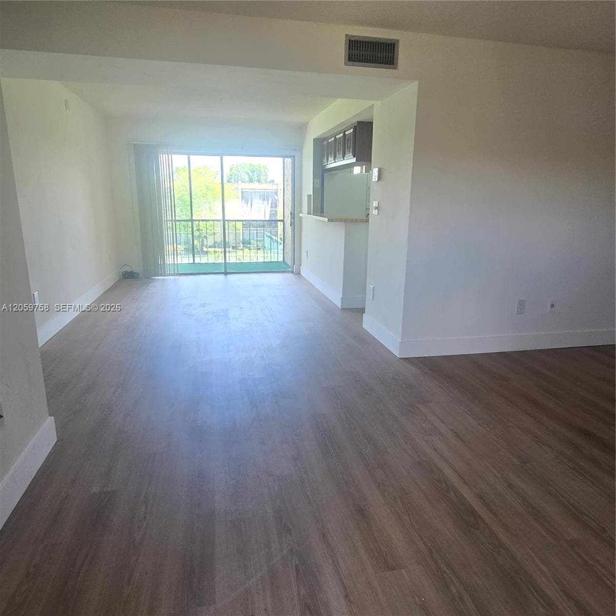 8401 SW 107 # 312E, Miami FL 33173 photo 2