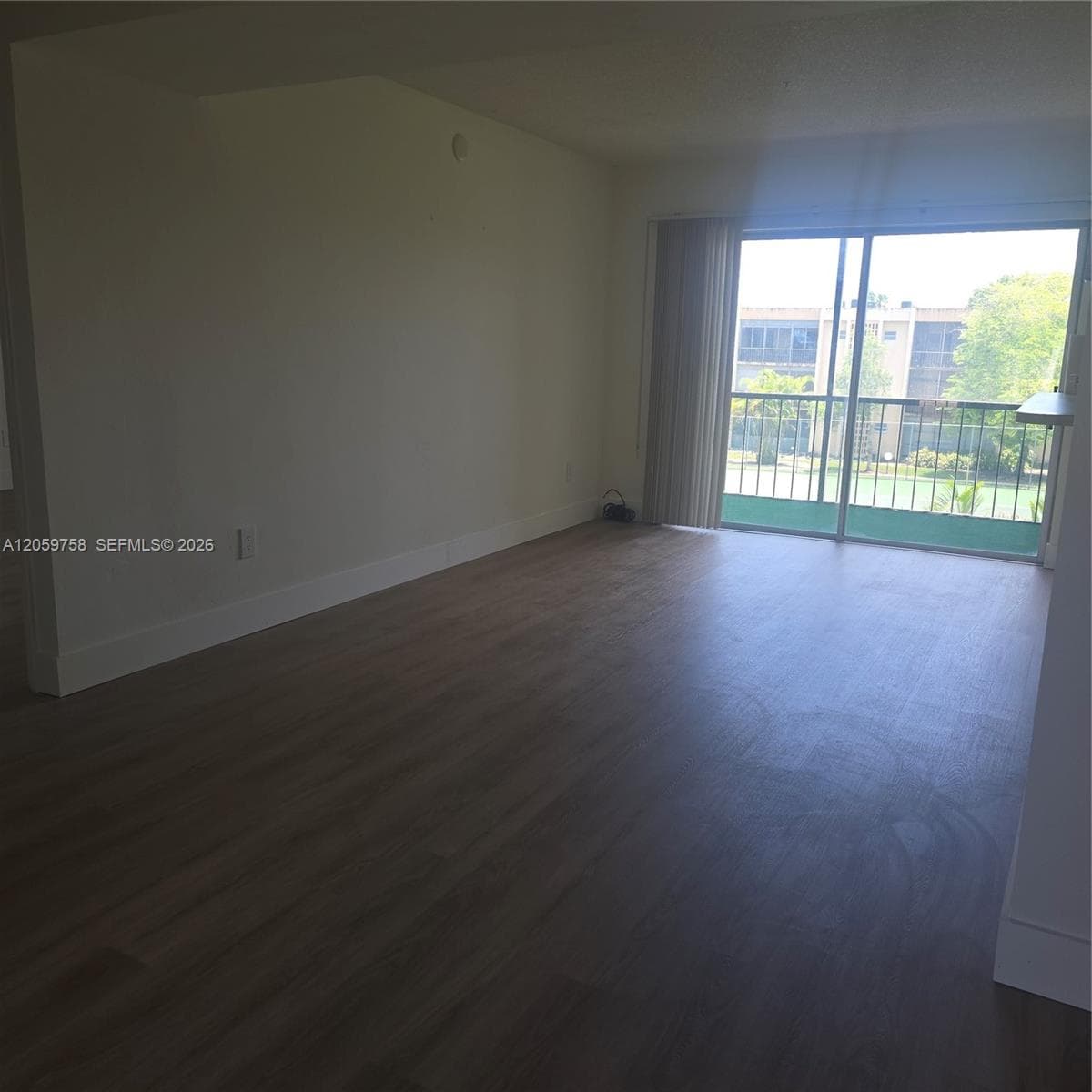 8401 SW 107 # 312E, Miami FL 33173 photo 3