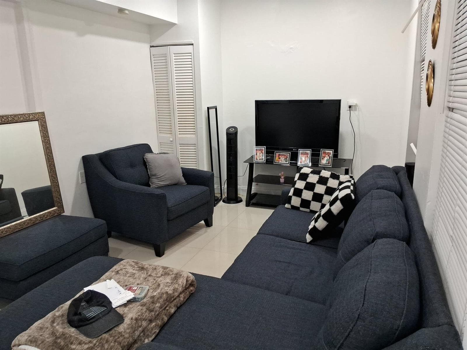 710 Columbus Parkway # Fr, Hollywood, FL 33021 photo 2