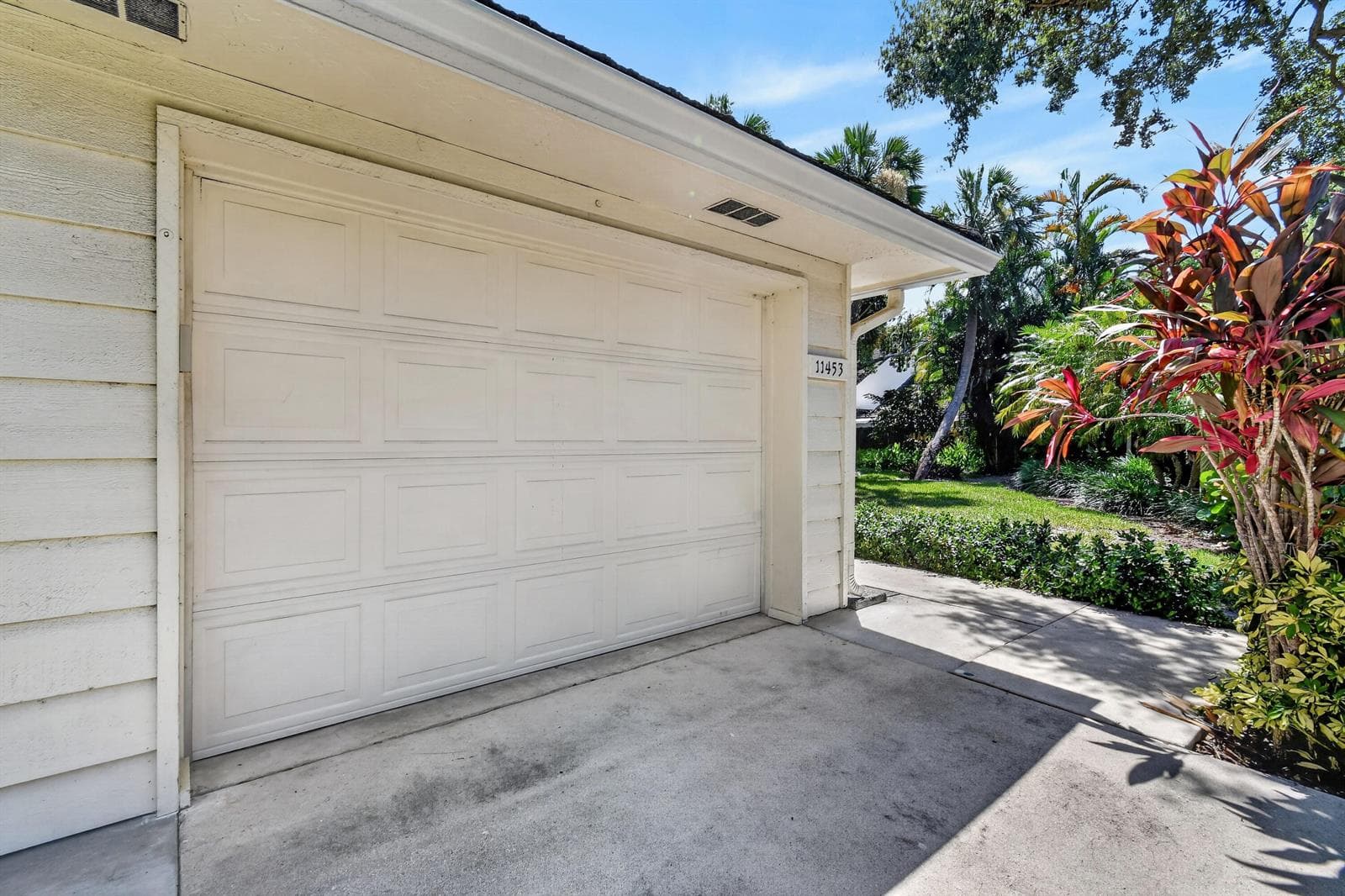 11453 SHADY OAKS Lane, North Palm Beach FL 33408 photo 5