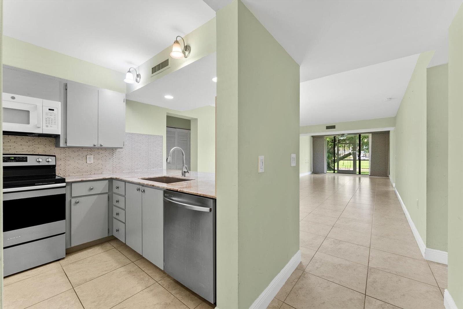 6205 Balboa Circle # 102, Boca Raton, FL 33433 photo 4