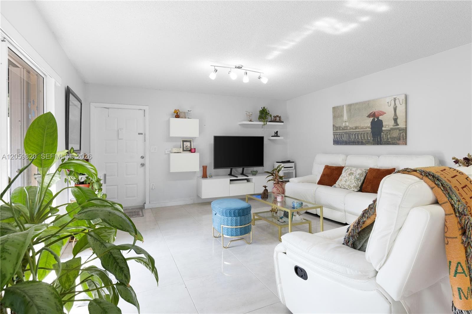 14357 SW 97th Terrace, Miami FL 33186 photo 3