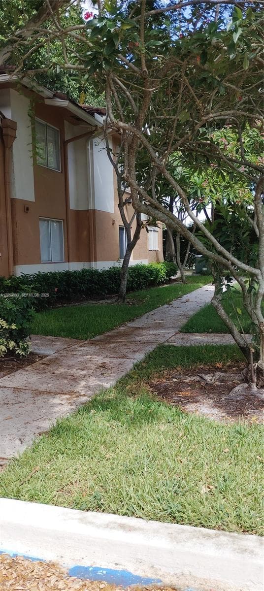 729 NW 92 AV BUILD 29 729 # 729, Plantation FL 33324 photo 3