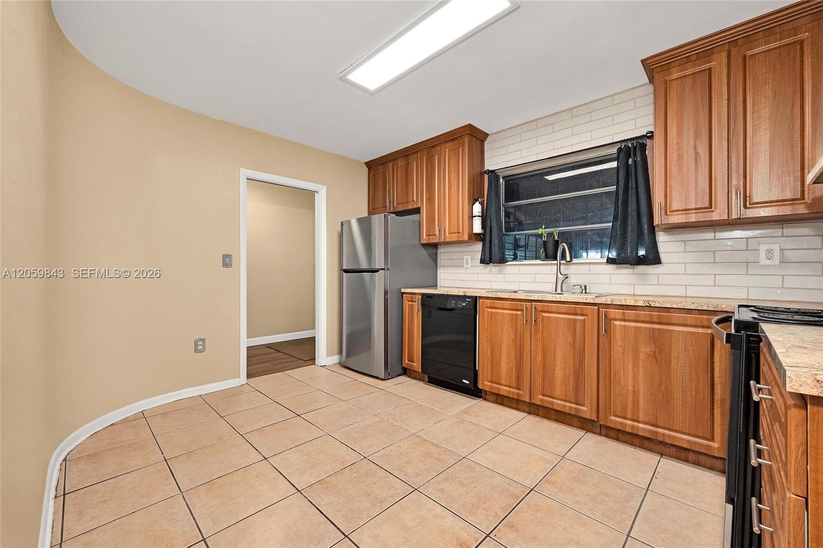 19401 NW 23rd Ave, Miami Gardens FL 33056 photo 5