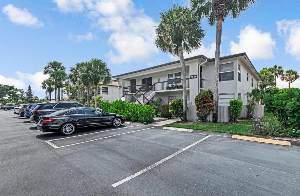 5844 Areca Palm Court # C, Delray Beach FL 33484 photo 3