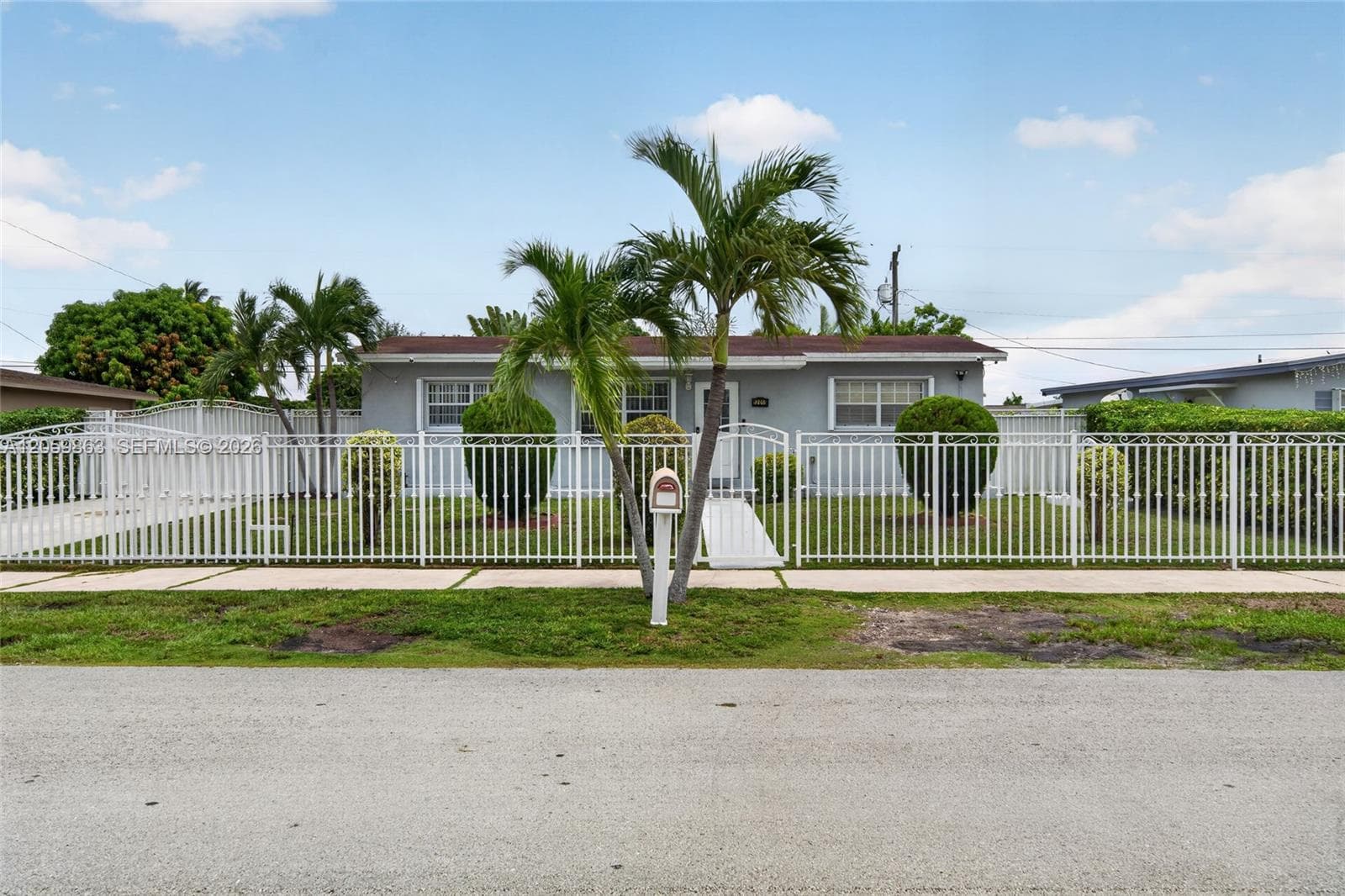 12015 SW 188 ST, Miami FL 33177 photo 3