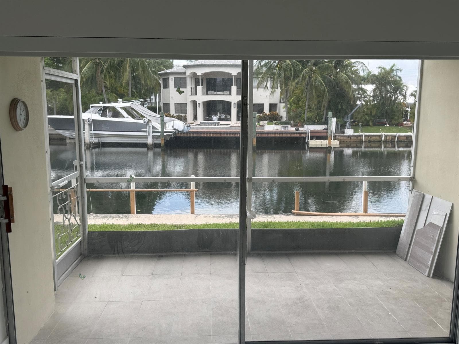460 Paradise Isle Boulevard # 101, Hallandale Beach FL 33009