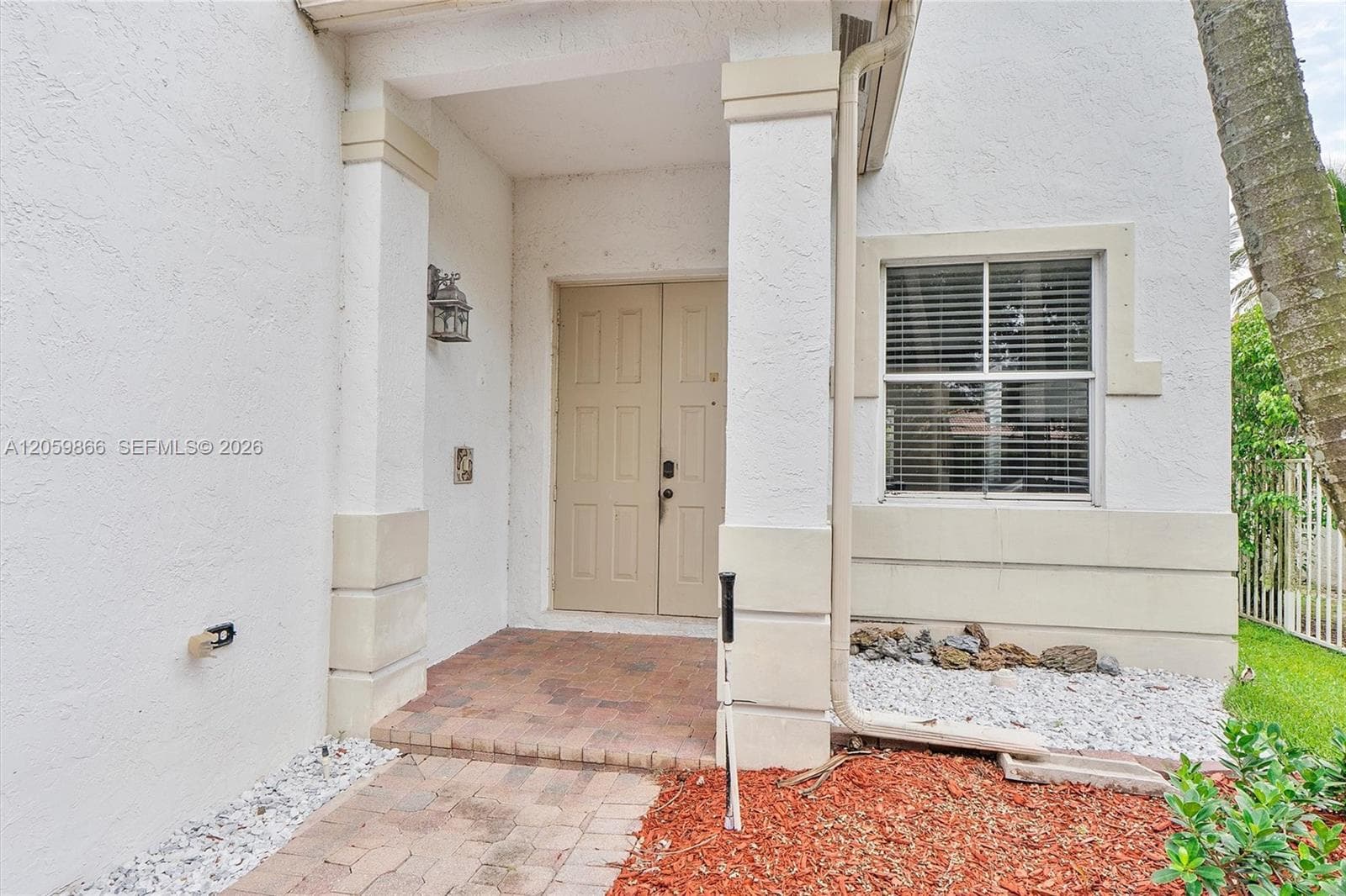 4389 Laurel Ridge Cir, Weston FL 33331 photo 3