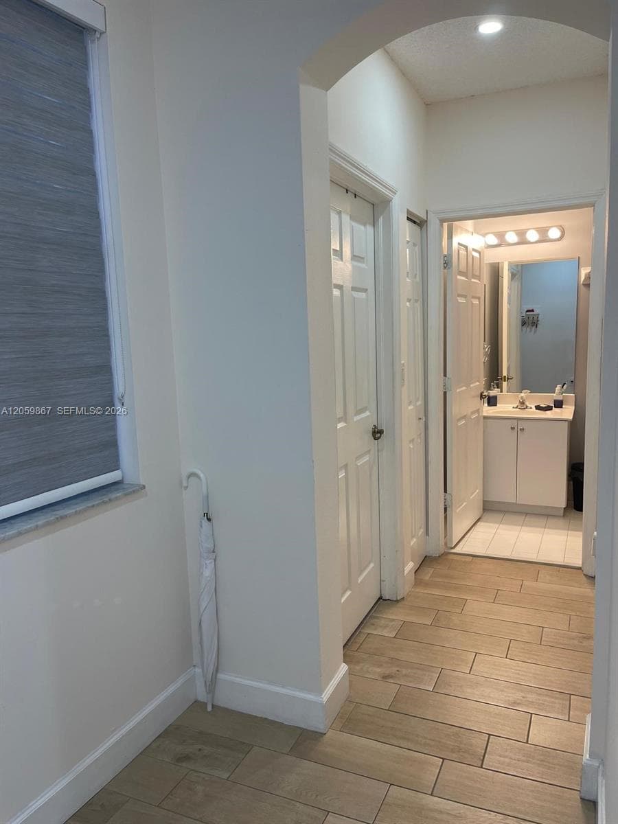 2258 NE 42nd Cir, Homestead FL 33033 photo 3