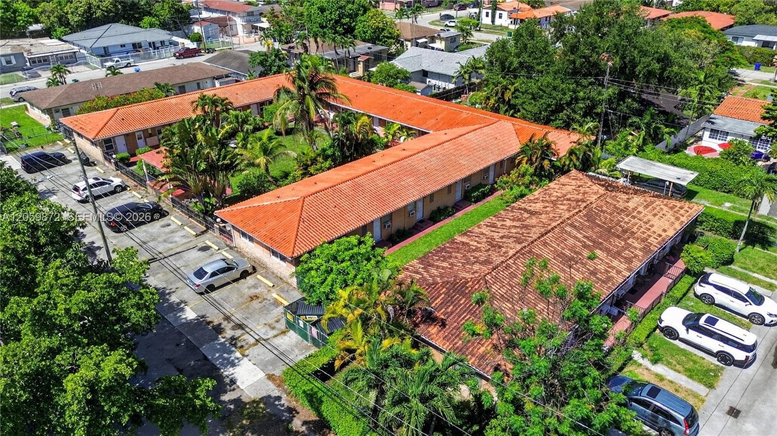 140 SW 30th Ct, Miami FL 33135 photo 3