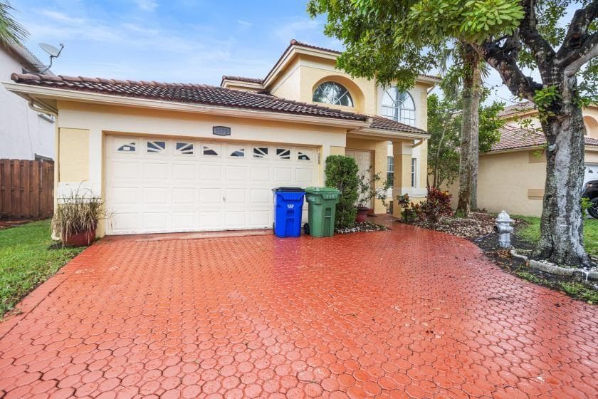3178 NW 72ND Avenue, Margate FL 33063 photo 2