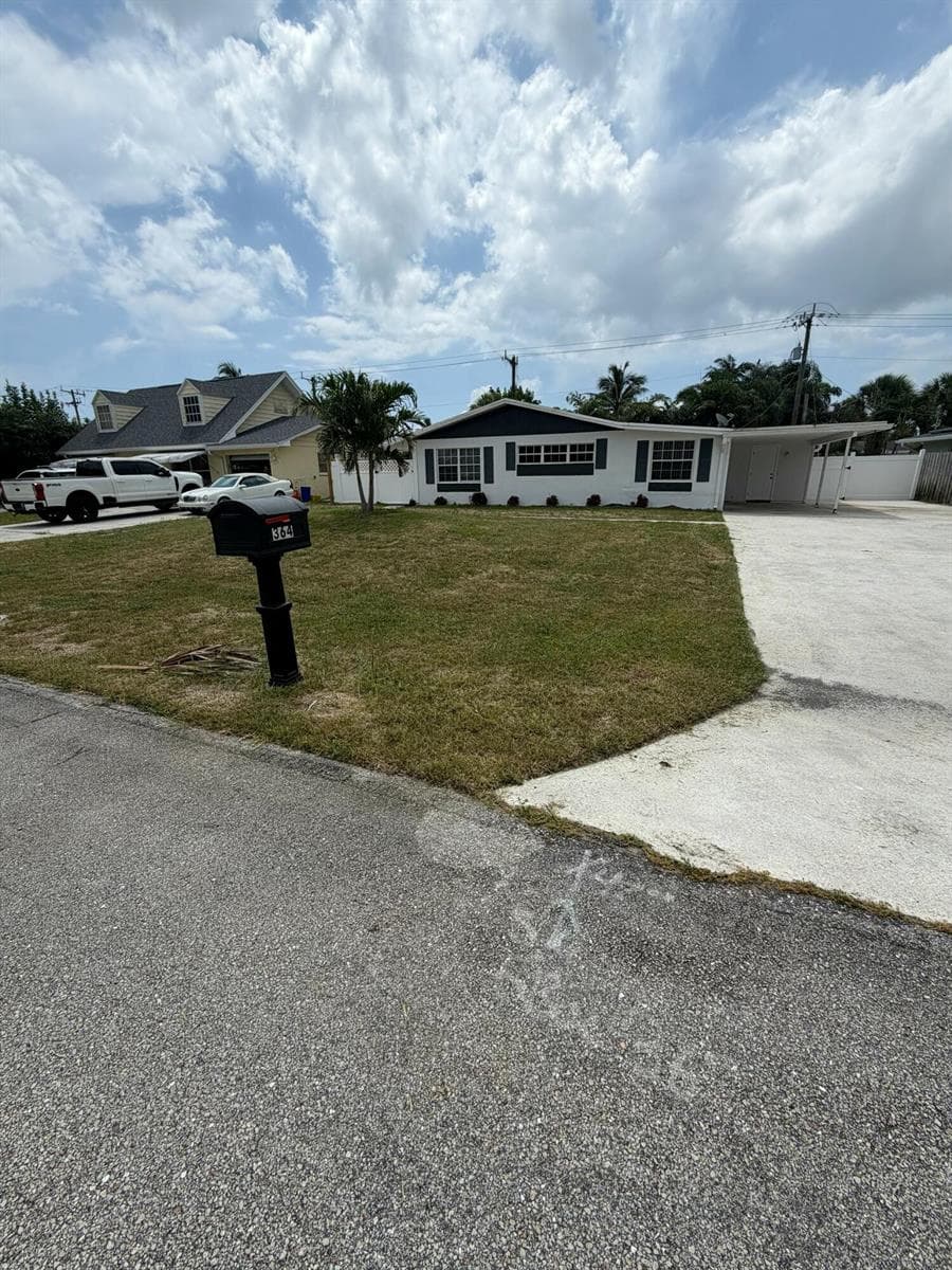 364 Garden Boulevard, Palm Beach Gardens FL 33410