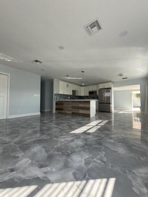 364 Garden Boulevard, Palm Beach Gardens FL 33410 photo 5