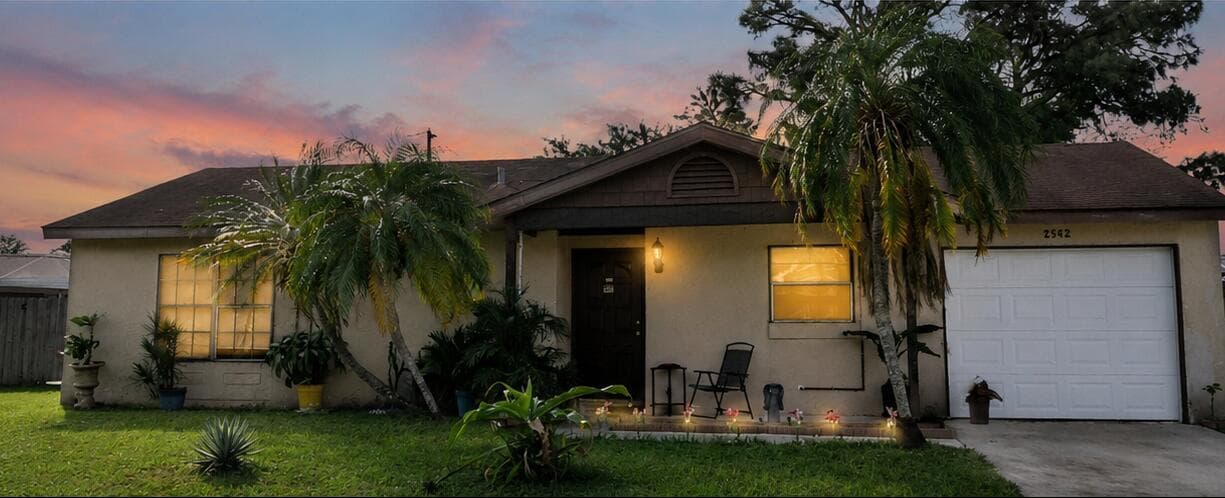 2522 SE Mariposa Avenue, FL 34952