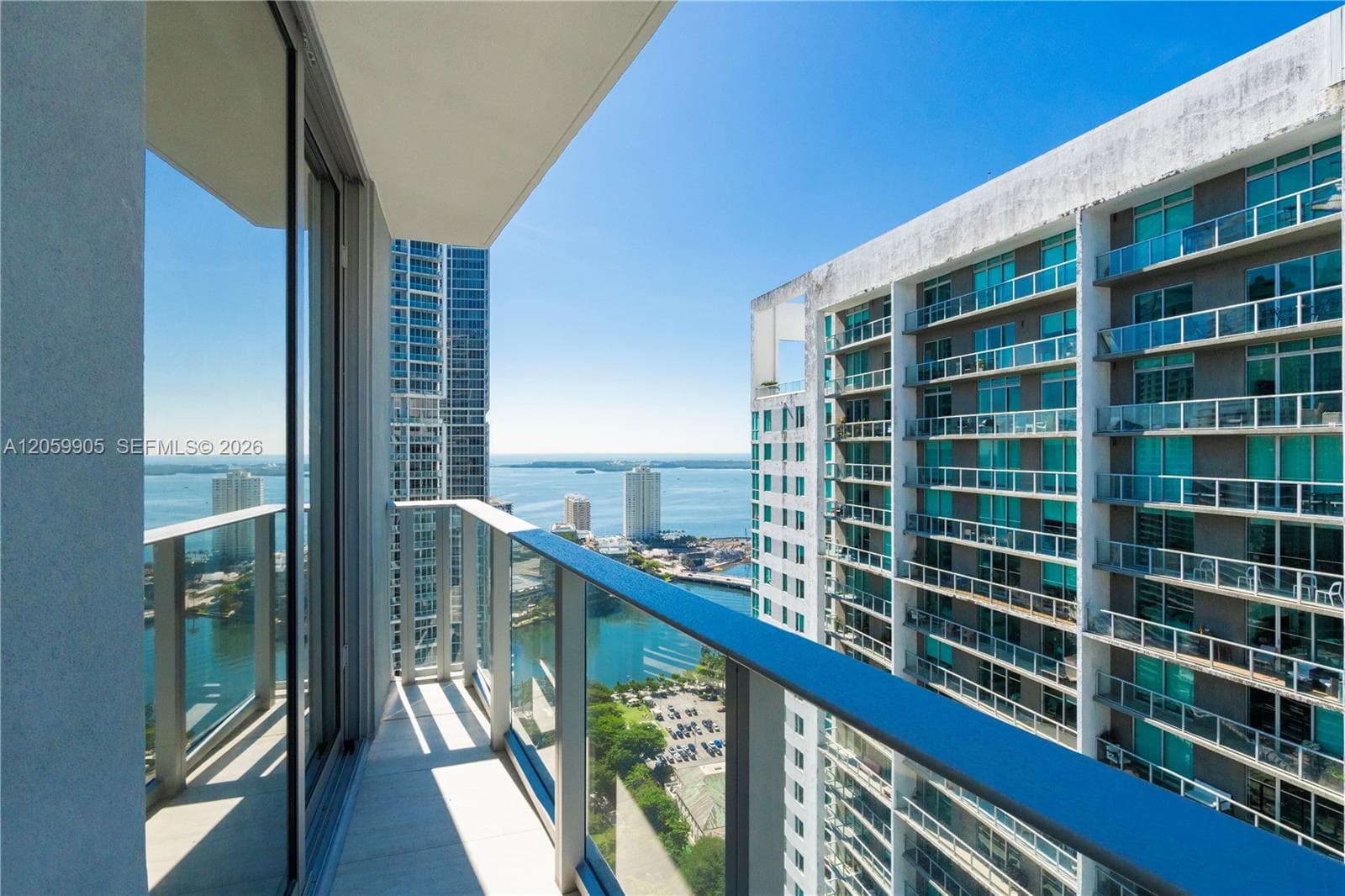 77 SE 5TH ST # 3914, Miami FL 33131 photo 5
