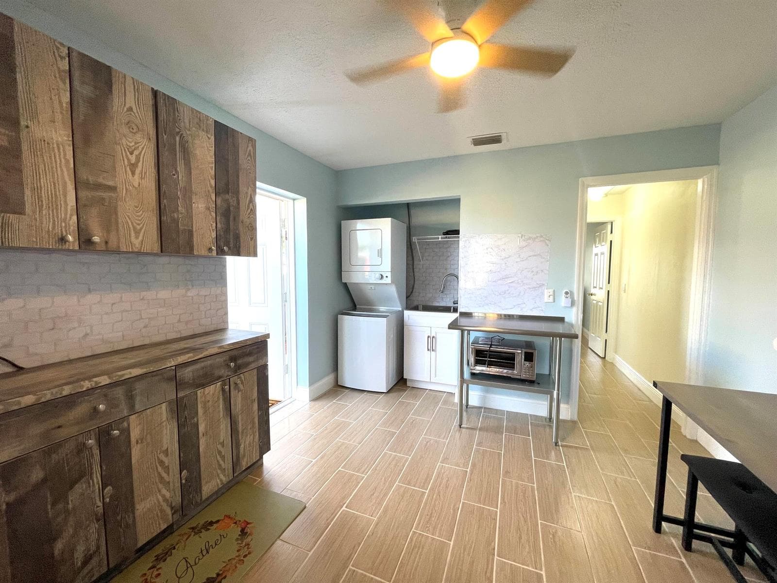 5753 SE MERCEDES Avenue, Stuart FL 34997 photo 2