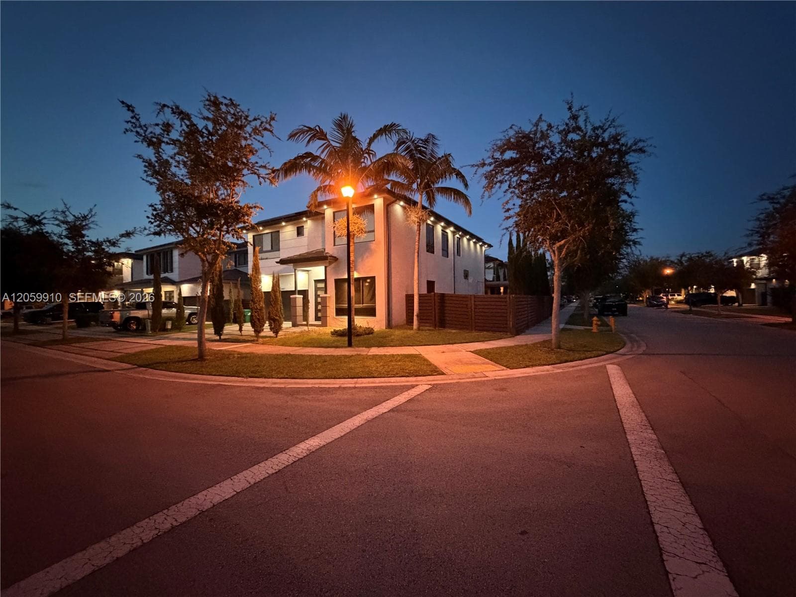 13661 SW 160th Ct, Miami FL 33196 photo 4