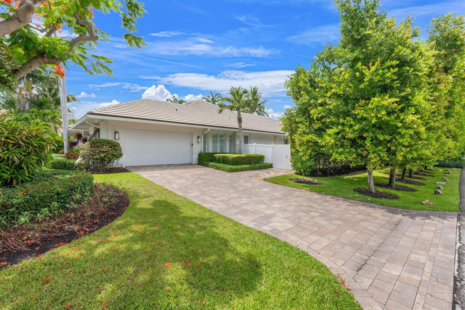 2517 NE 13TH Street, Fort Lauderdale FL 33304 photo 4