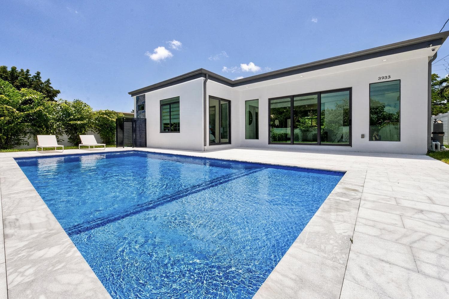 3933 Washington Street, Hollywood FL 33021 photo 2