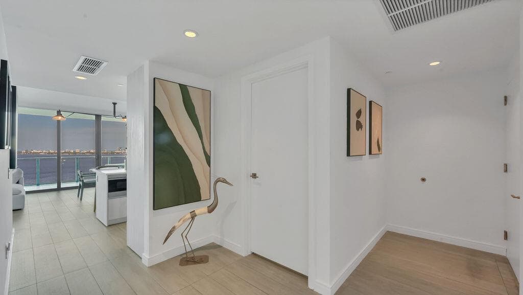 3131 NE 7th Avenue # 2206, Miami FL 33137 photo 2