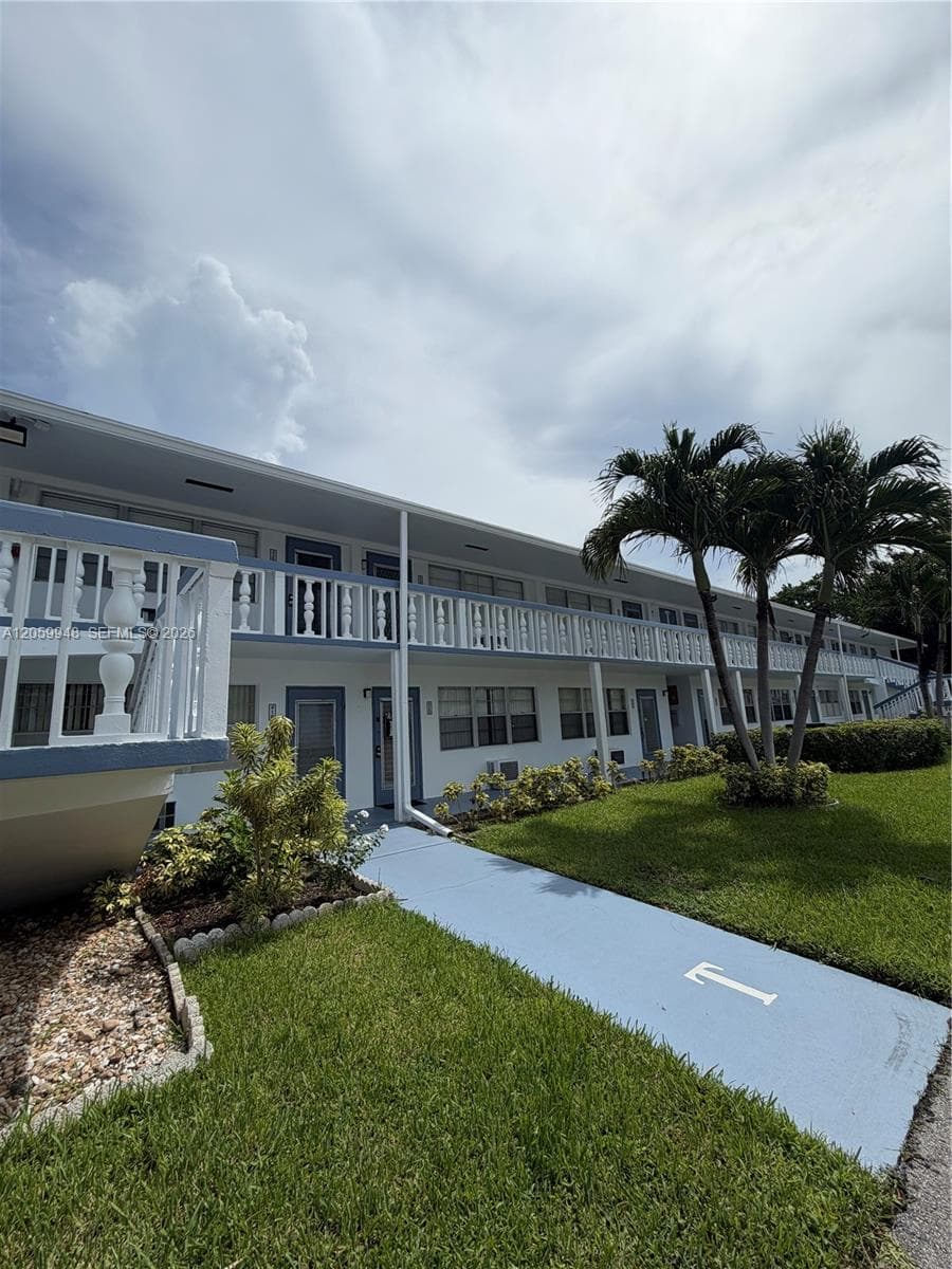421 Tilford T # 421, Deerfield Beach FL 33442