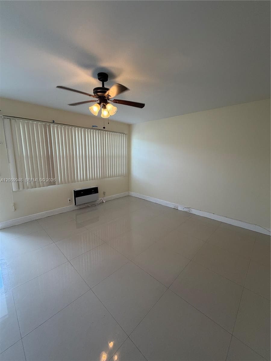 421 Tilford T # 421, Deerfield Beach FL 33442 photo 4