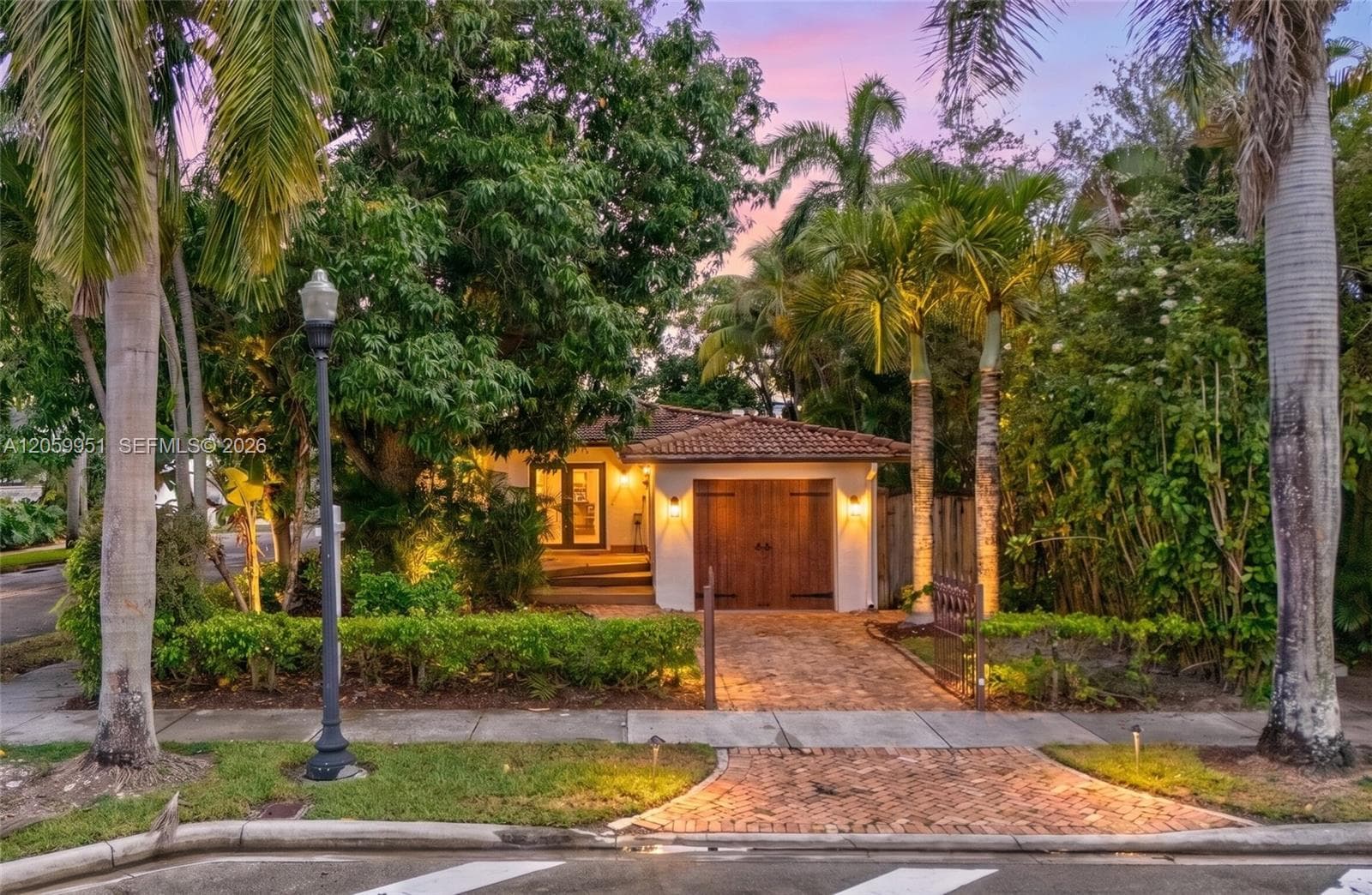 110 N 16th Ave, Hollywood FL 33020
