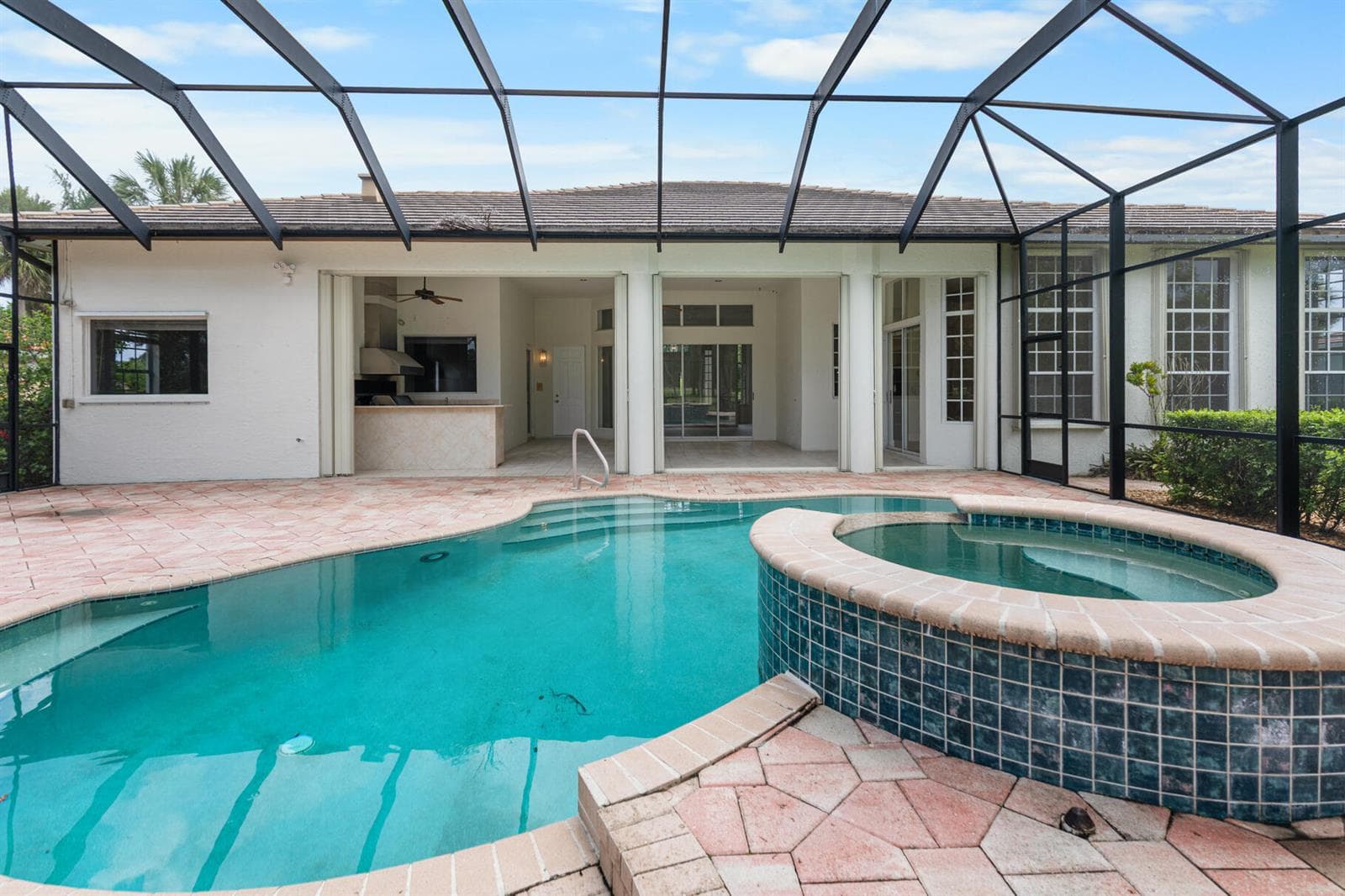 9408 Meadowood Drive, Fort Pierce FL 34951 photo 4