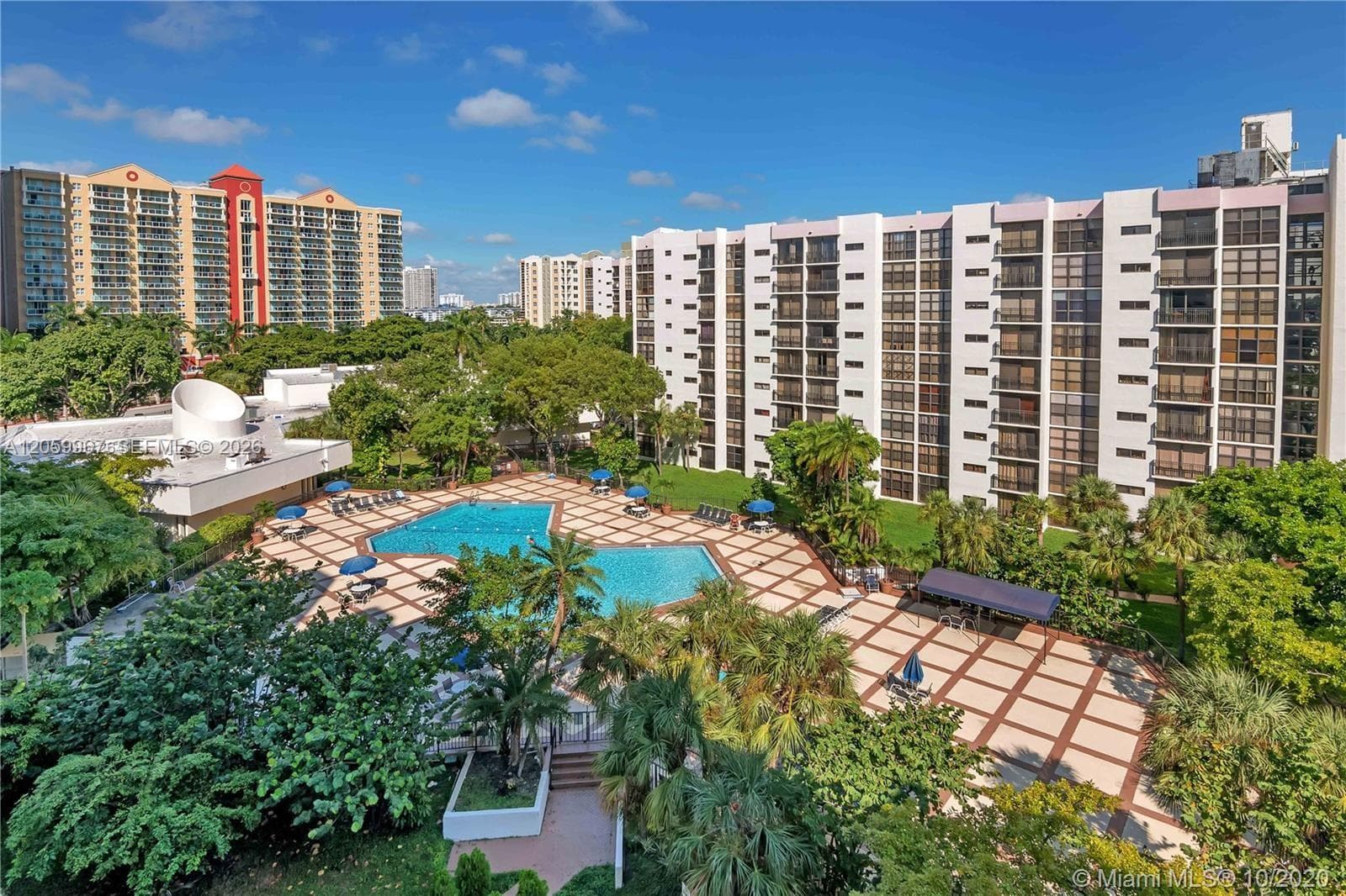 16919 N Bay Rd # 620, Sunny Isles Beach FL 33160