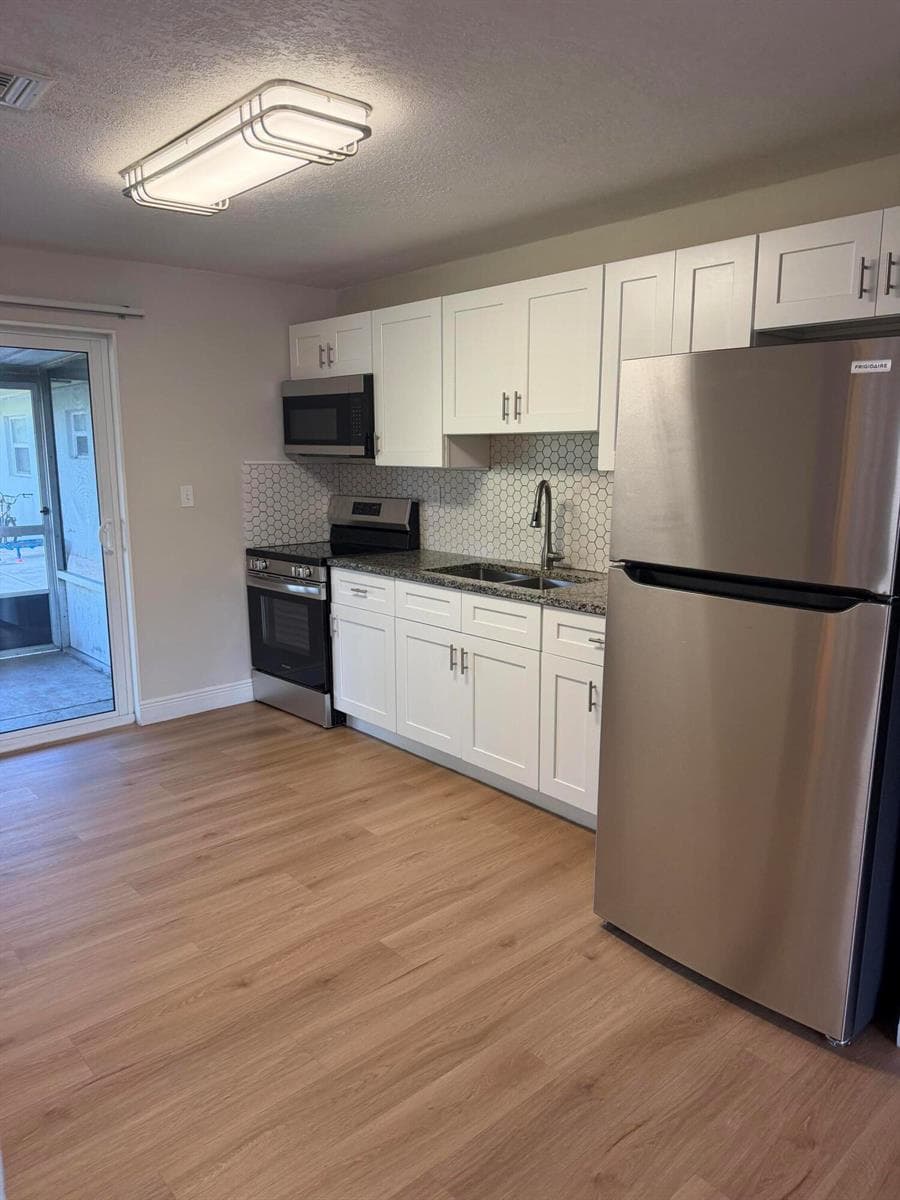2727 SE Normand Street, Stuart FL 34997 photo 5