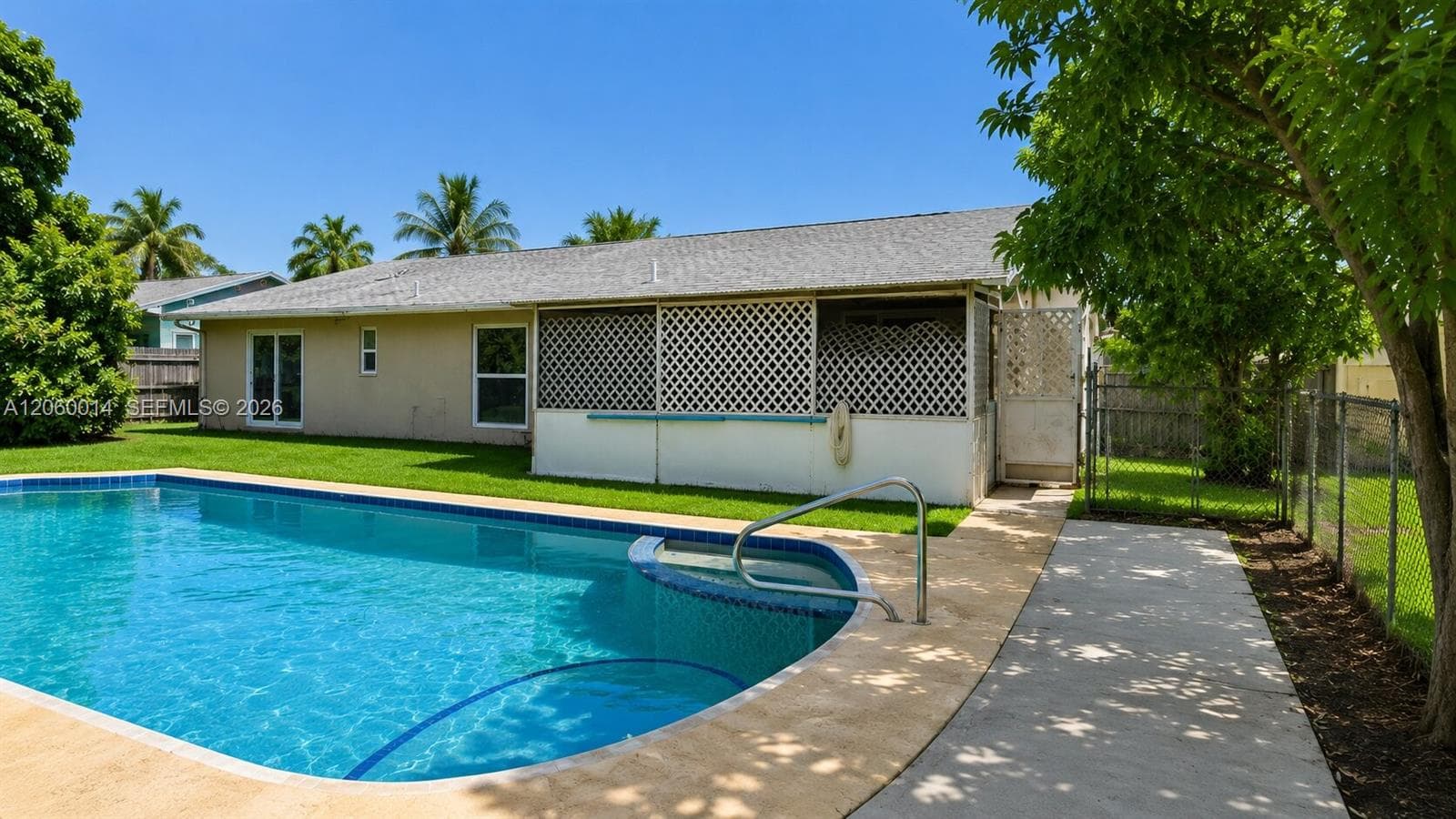 6221 SW 4th St, Margate FL 33068 photo 4