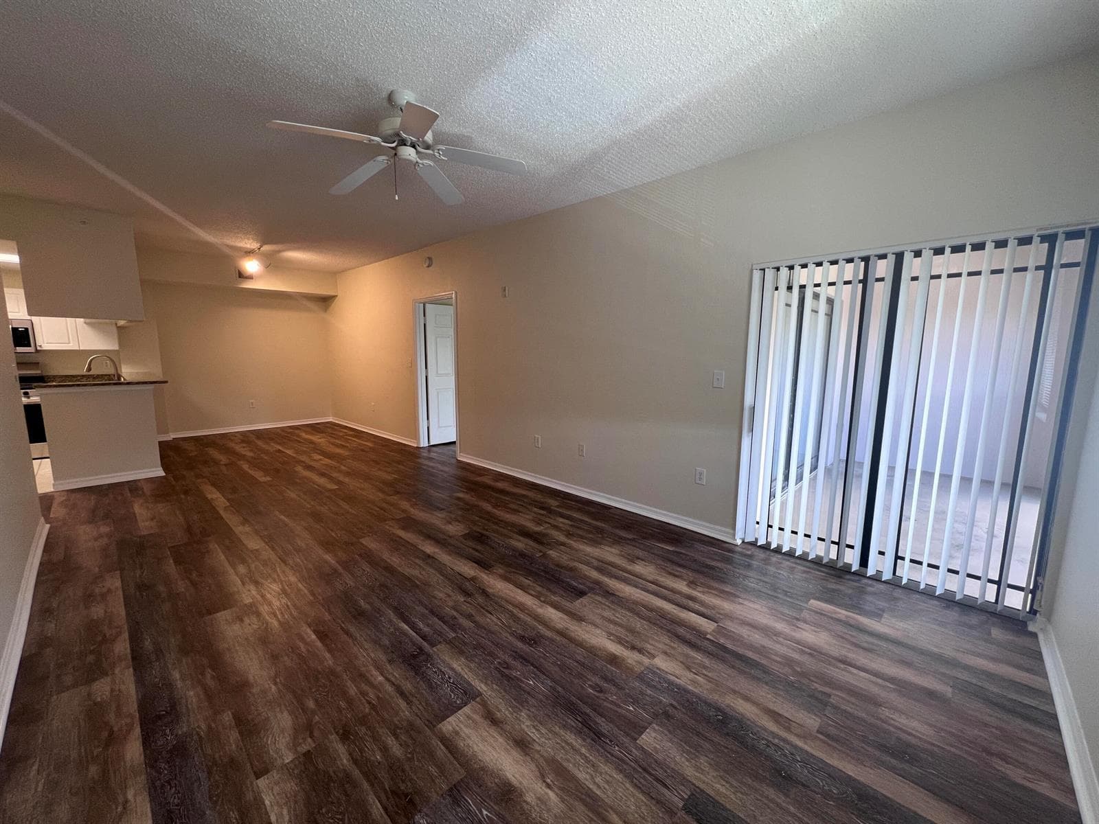 2802 SARENTO Place # 302, Palm Beach Gardens FL 33410