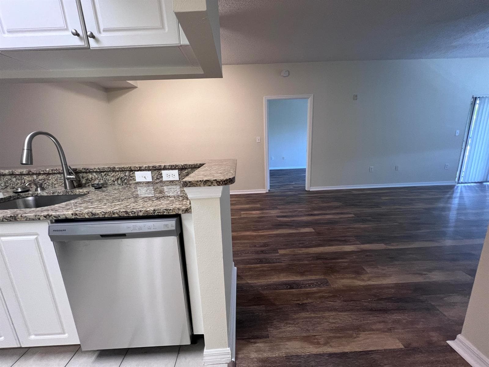 2802 SARENTO Place # 302, Palm Beach Gardens FL 33410 photo 5