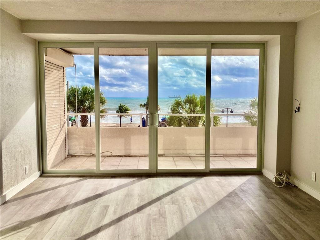 345 N FORT LAUDERDALE BEACH Boulevard # 204, Fort Lauderdale, FL 33304 photo 2