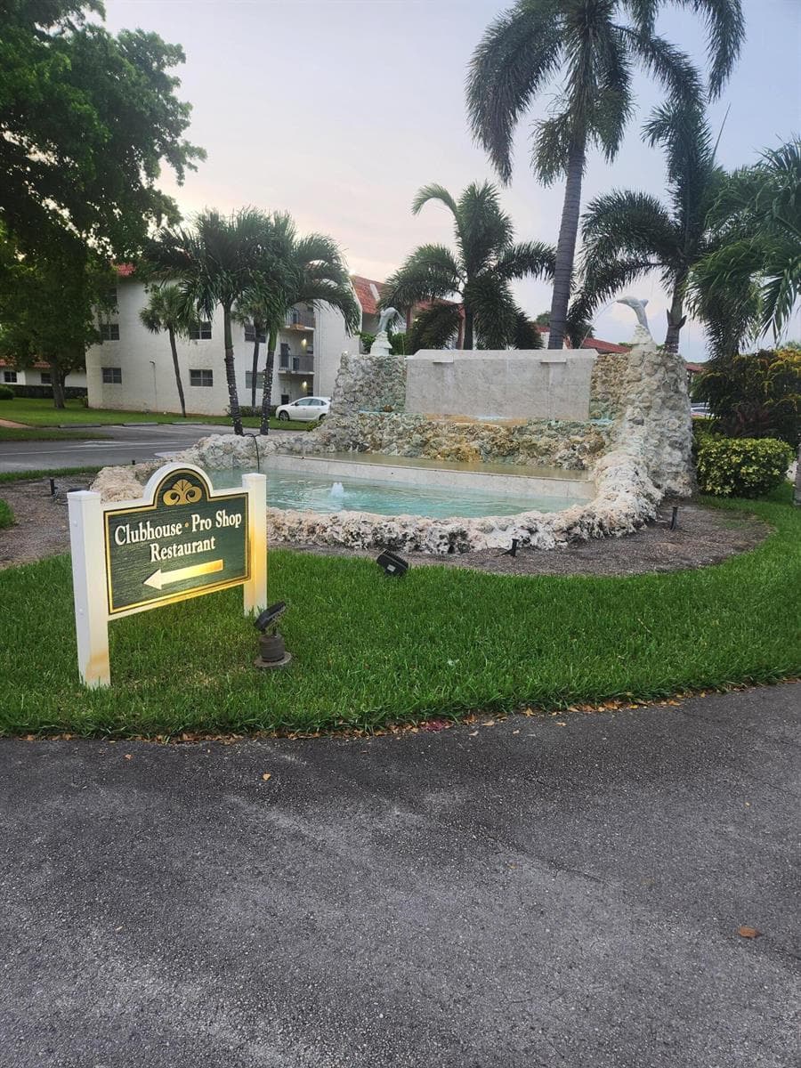 811 S Hollybrook Drive S # 206, Pembroke Pines FL 33025 photo 3