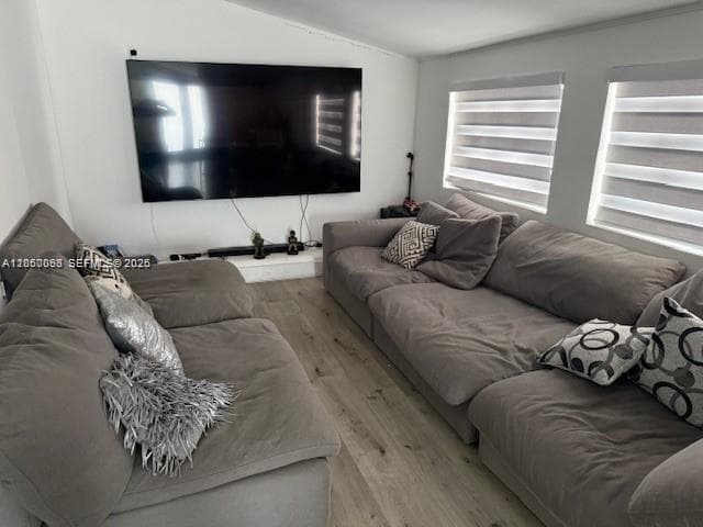8950 SW 197th St, Cutler Bay FL 33157 photo 5